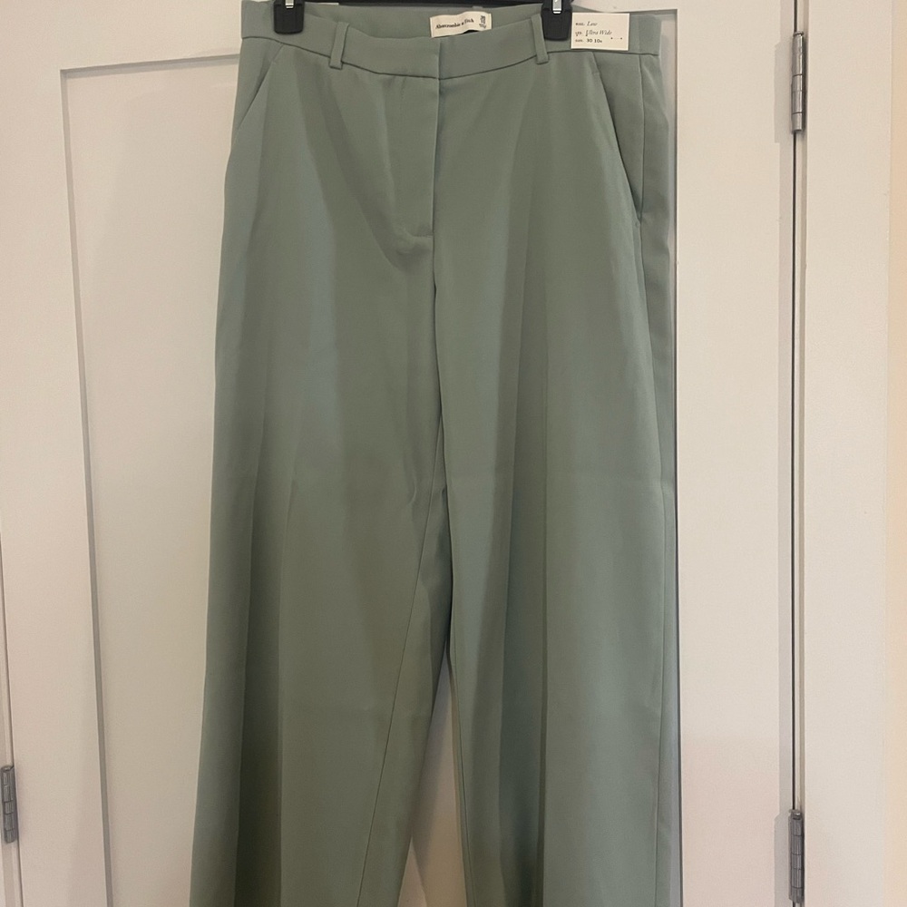 Abercrombie & Fitch Green Wide Leg Pants